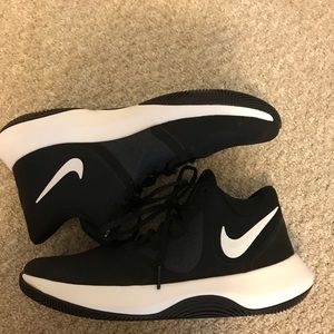 Nike Air Precision 2 Basketball Shoes